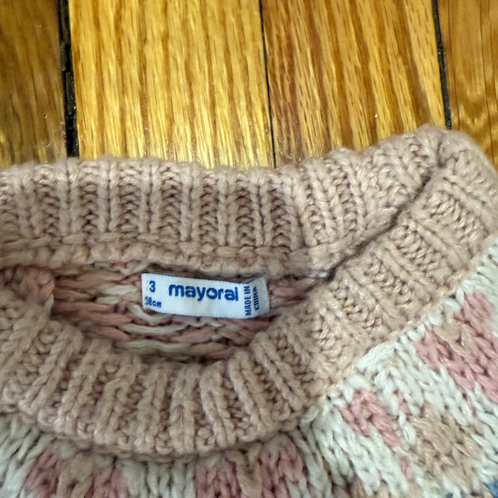 Women's Multicolor Patterned Sweater - Picture 2 of 3